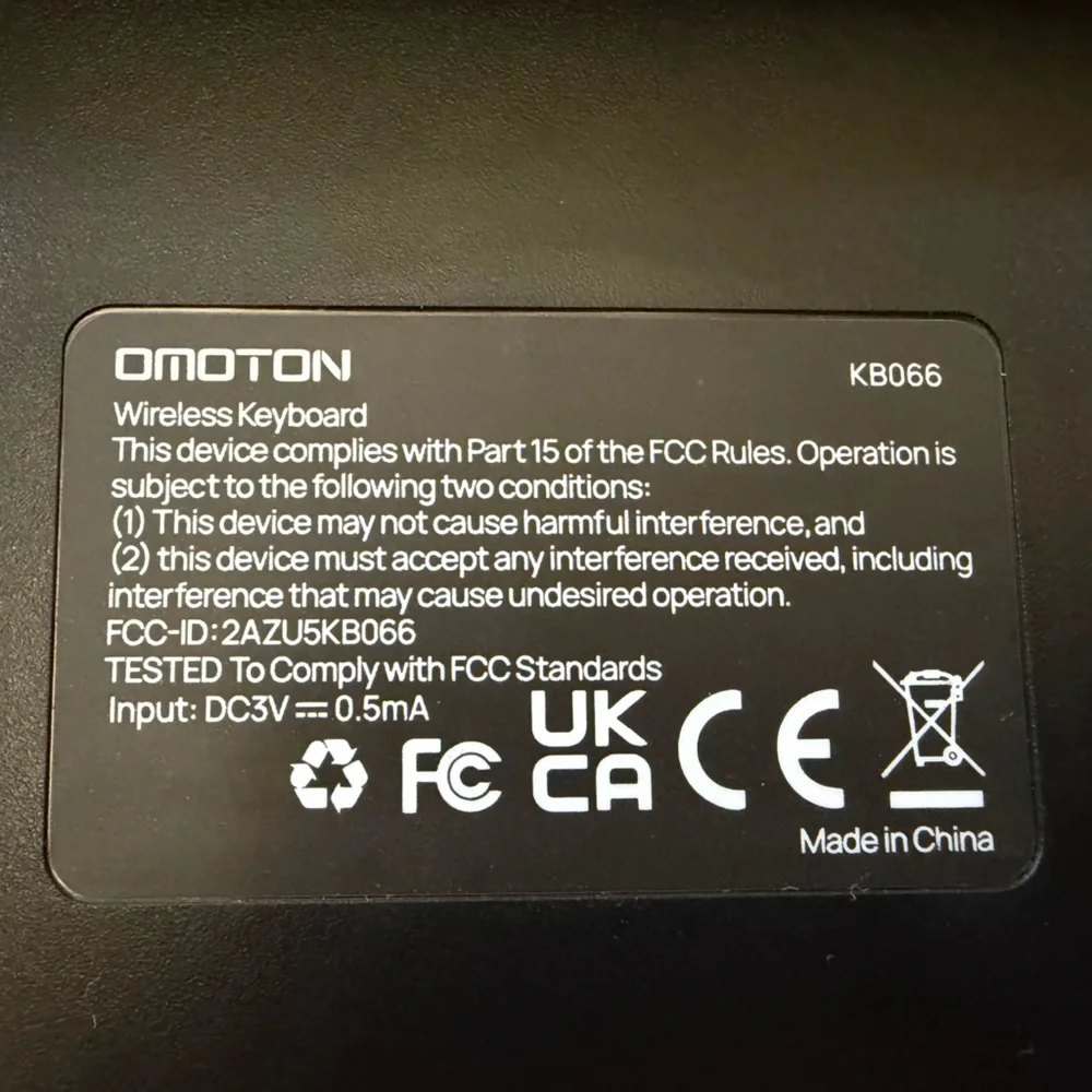 Omoton Slim Wireless Bluetooth Keyboard in Silver and Black